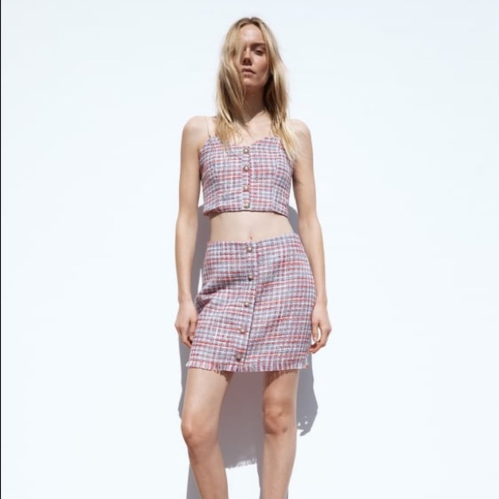 Zara Pearl Crop Top - Picture 7 of 7